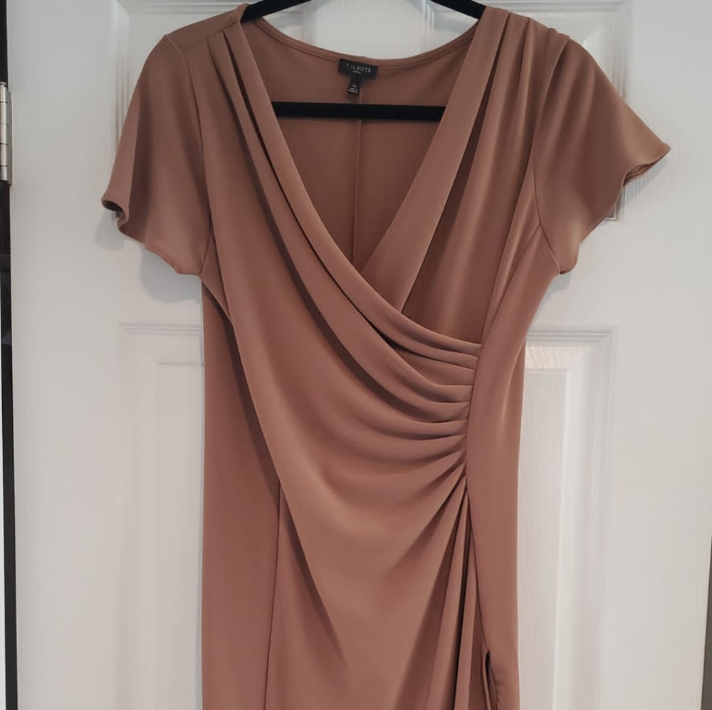 Talbot’s, EUC Sexy V-Neck Wrap Tan Brown Dress  Size SP
